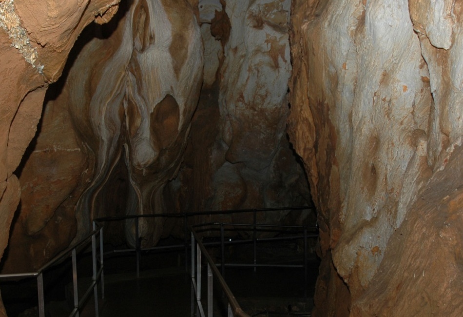 Javoříčská jeskyně