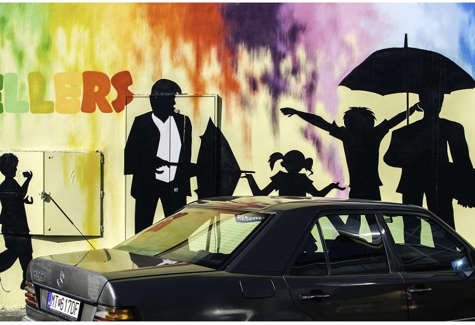 Farebný dážď - nastupovať