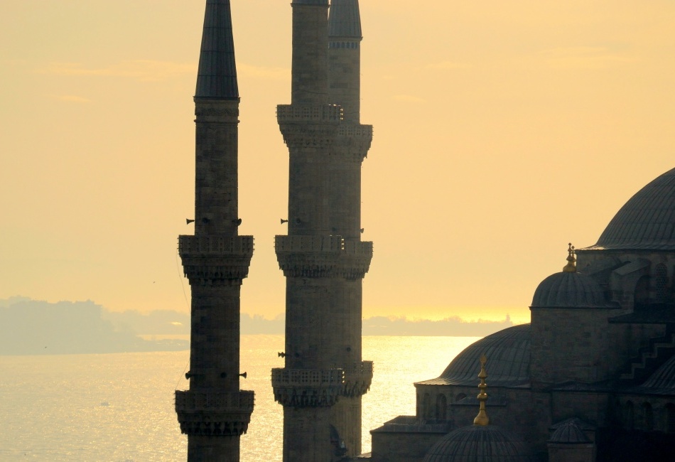 Sunrise nad Bosporom