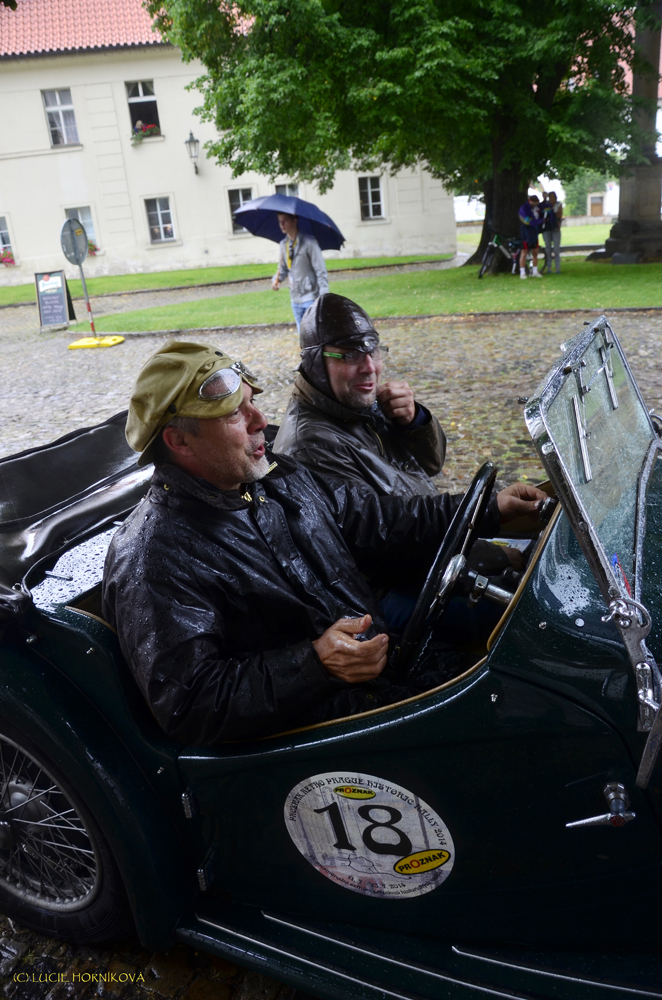 Retro Prague Historic Rally 2014 cíl
