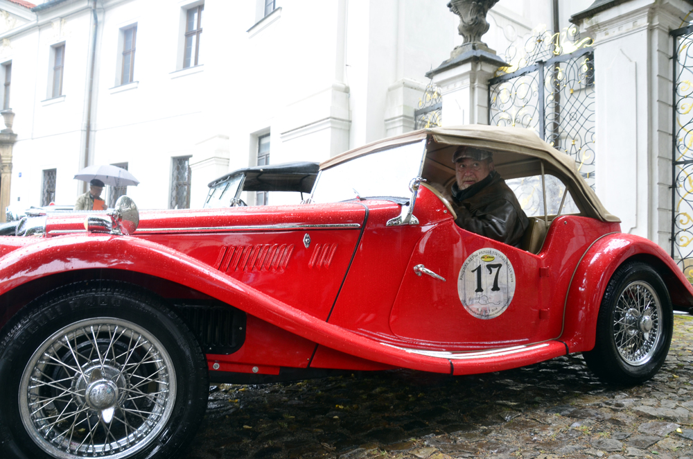 Retro Prague Historic Rally 2014 cíl