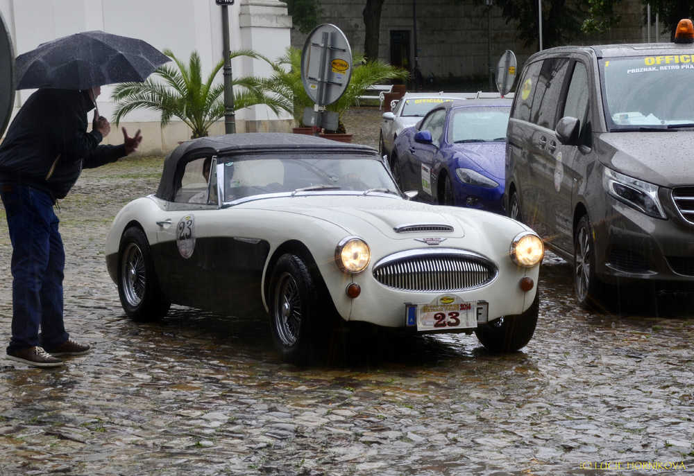 Retro Prague Historic Rally 2014 cíl