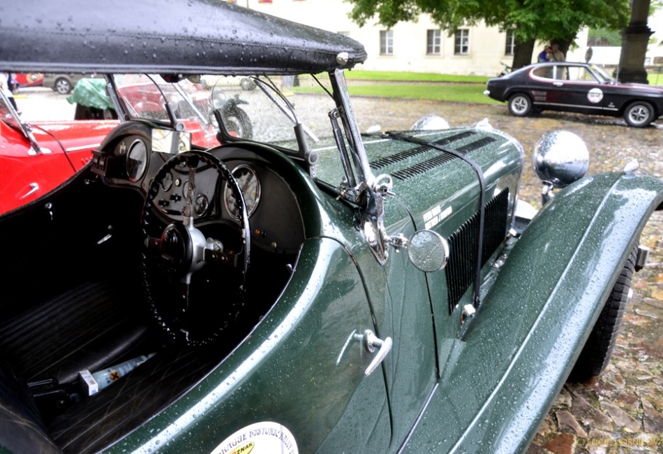 Retro Prague Historic Rally 2014 cíl