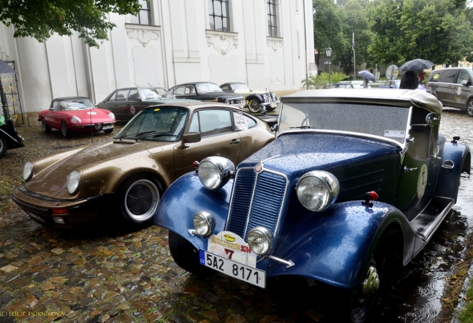 Retro Prague Historic Rally 2014 cíl