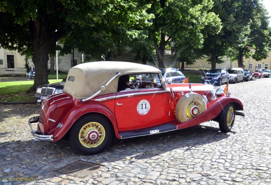 Retro Prague Historic Rally 2014 cíl