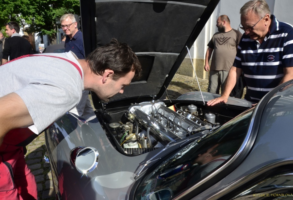 Retro Prague Historic Rally 2014 cíl