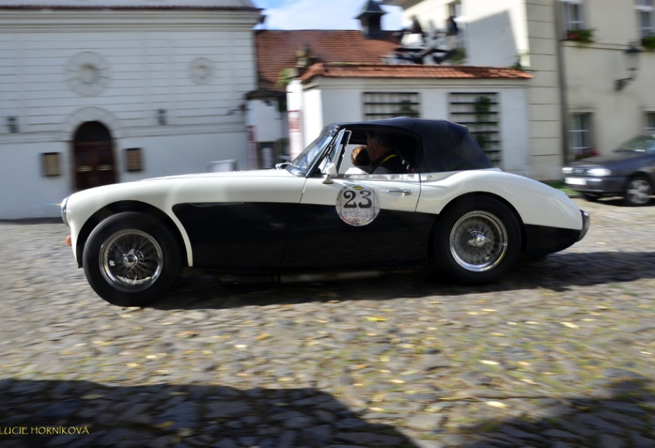 Retro Prague Historic Rally 2014 cíl